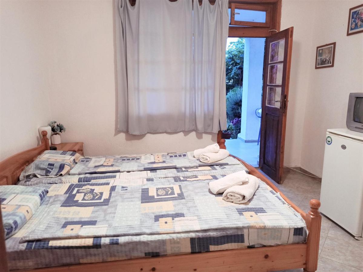 Room For Two In House Of Relax Ahtopol Bagian luar foto